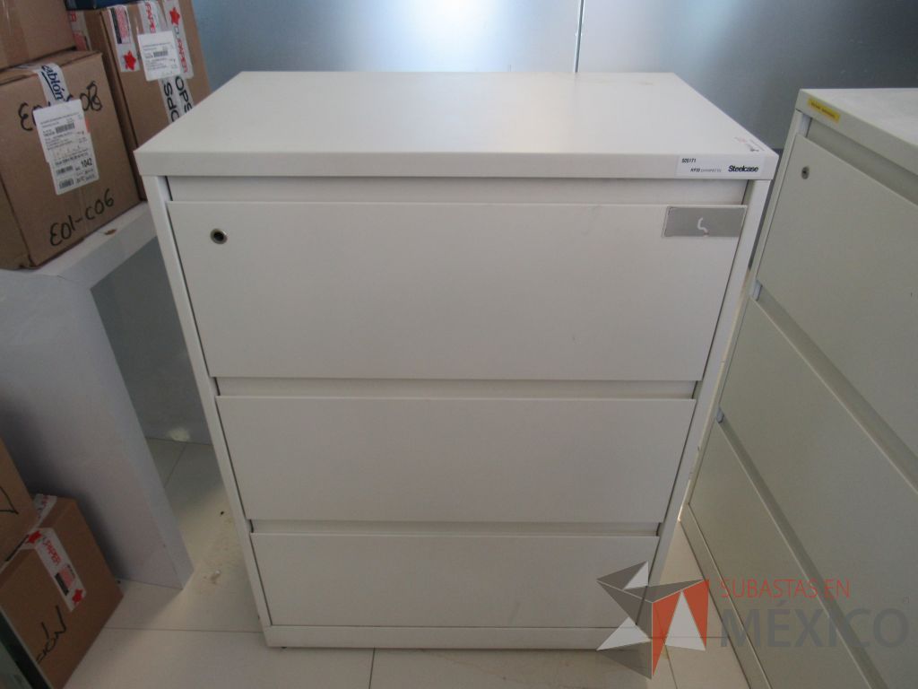 Lote 078 - Archivero horizontal de 3 cajones color blanco - Imagen 4
