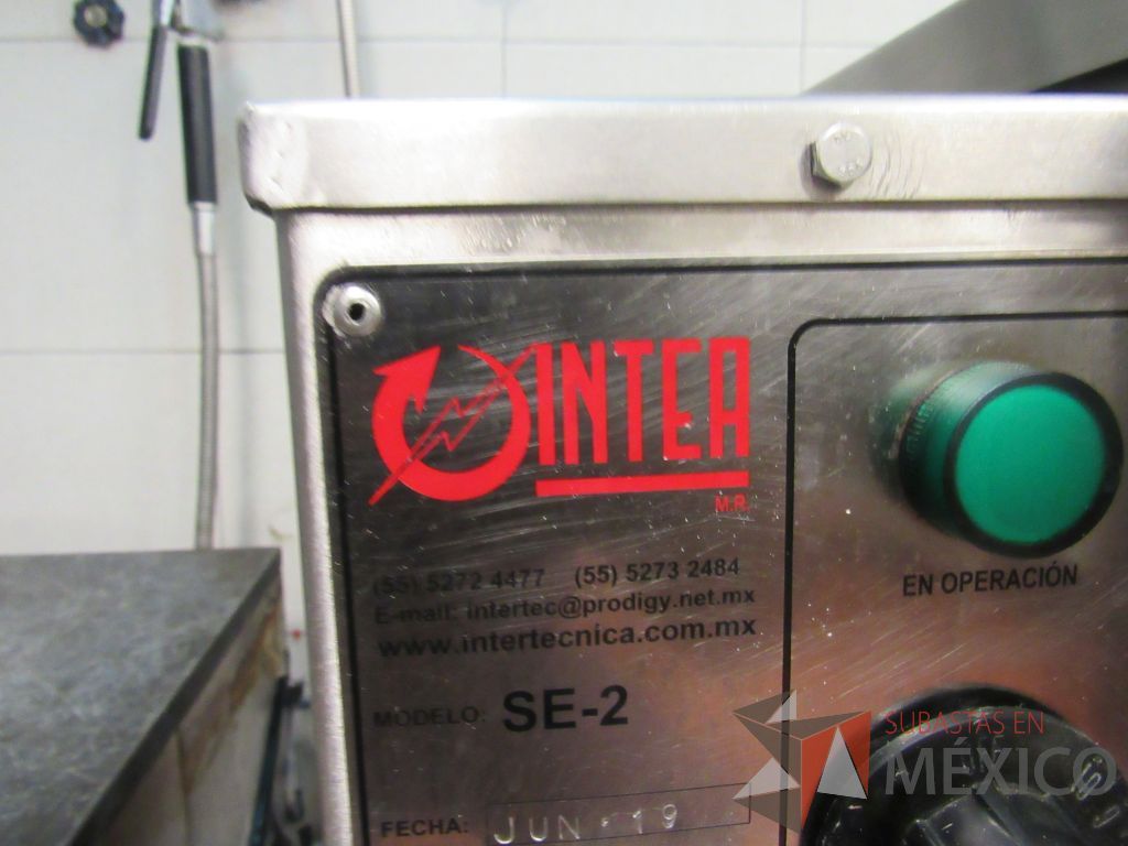 Lote 227 - Marmita a gas de volteo con válvula de salida, para trabajar a gas LP o Natural. Acero inoxidable AISI-304 con acabado sanitario. - Imagen 9