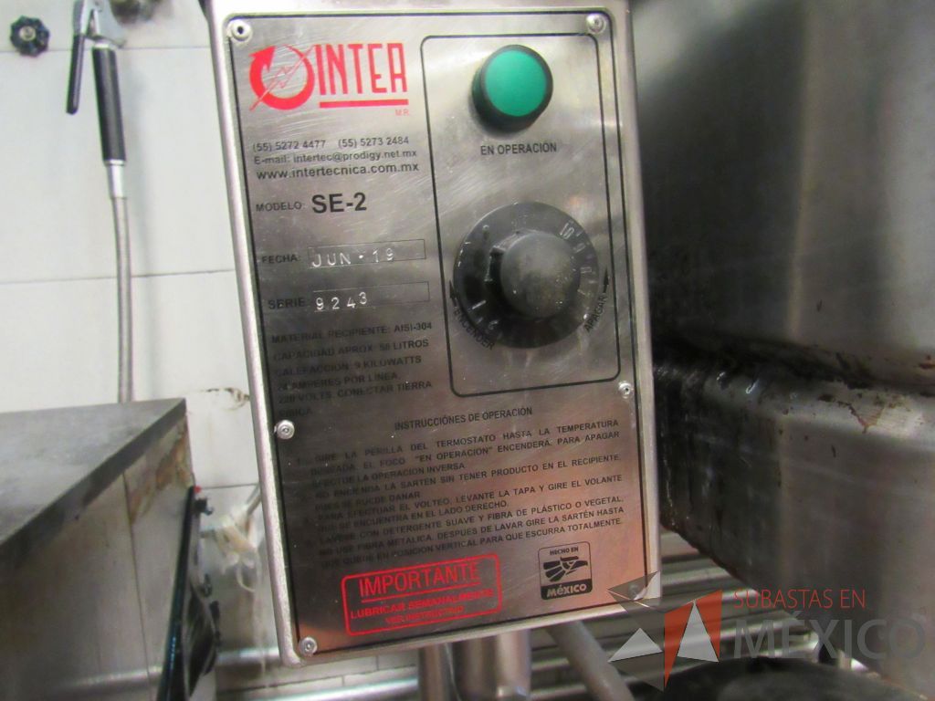 Lote 227 - Marmita a gas de volteo con válvula de salida, para trabajar a gas LP o Natural. Acero inoxidable AISI-304 con acabado sanitario. - Imagen 10