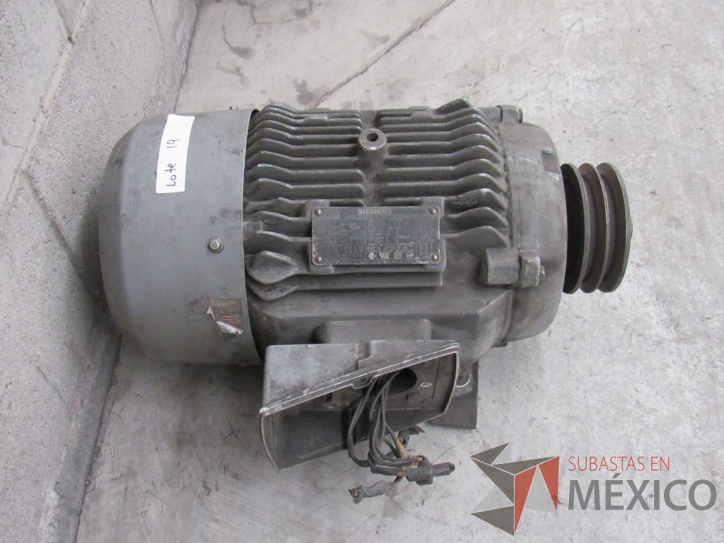 Lote 011 - Motor Trifasico de induccion cerrado CP: 7.5, FW: 5,595 Hz: 60 - Imagen 8