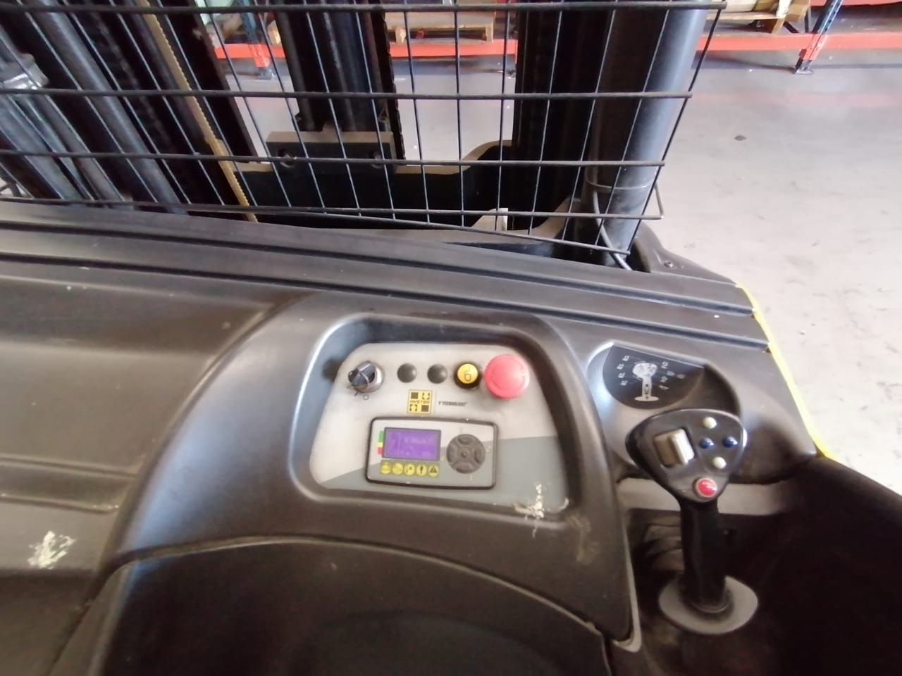 Lote 004 - Montacargas Eléctrico, Hyster N45ZR2-18.5, Año: 2015 - Imagen 21