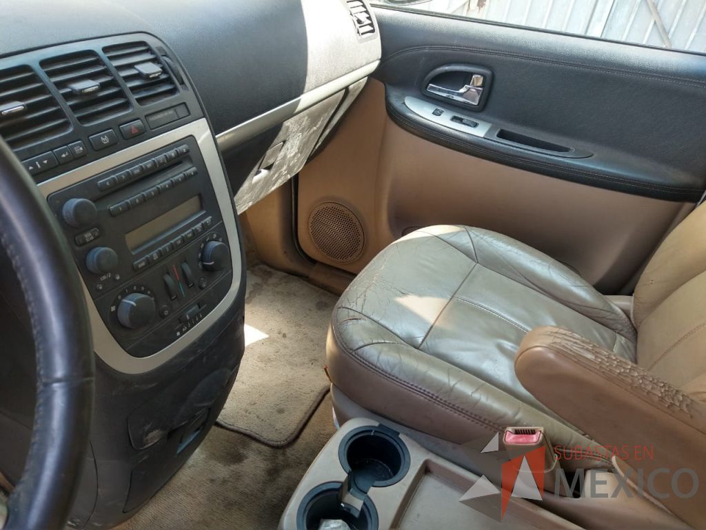Lote 005 - Camioneta Pontiac 2007, para 7 Pasajeros, Automática, Montana SV6 - Imagen 5