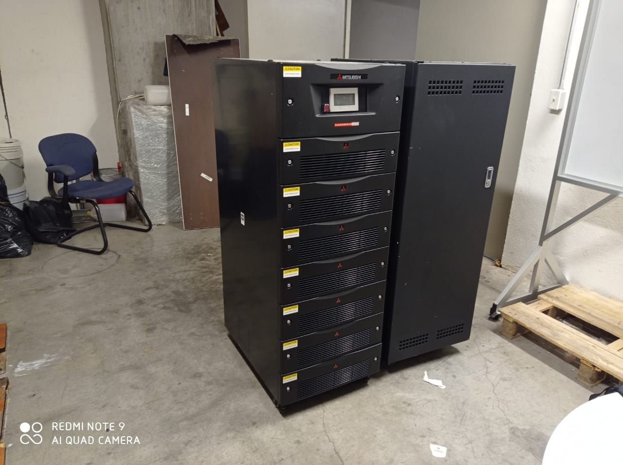 Lote 088 - UPS, Modelo: UP1133A-A403SU-2, Marca: Mitsubishi Electric y Mando de baterias - Imagen 37