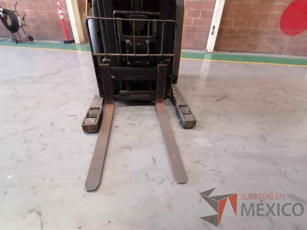 Lote 004 - Montacargas Eléctrico, Hyster N45ZR2-18.5, Año: 2015 - Imagen 4