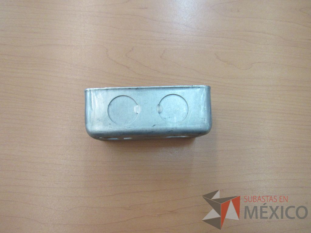 Lote 182 - Rollos de Poliducto, Tramos de cable de uso, Conectores, Remaches y más - Imagen 7