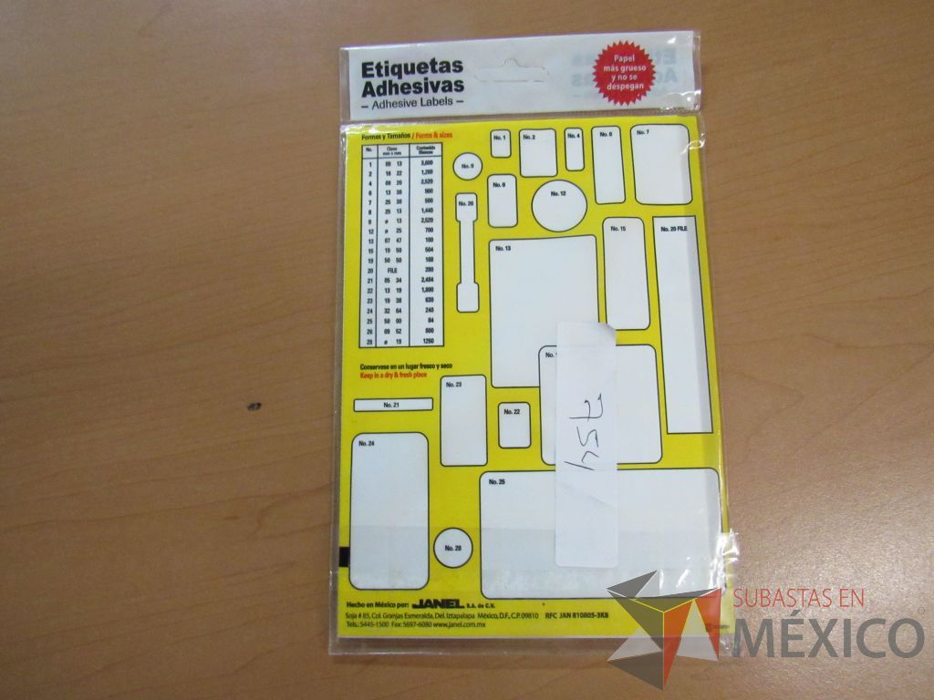 Lote 184 - Carpetas, Paquetes de hojas, Sobre bolsas, Engrapadoras y más - Imagen 143
