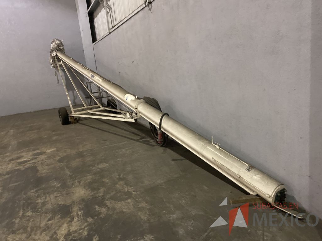 Lote 003 - Transportador para granos, helicoidal de bazuca metálica con ruedas color blanco - Imagen 8