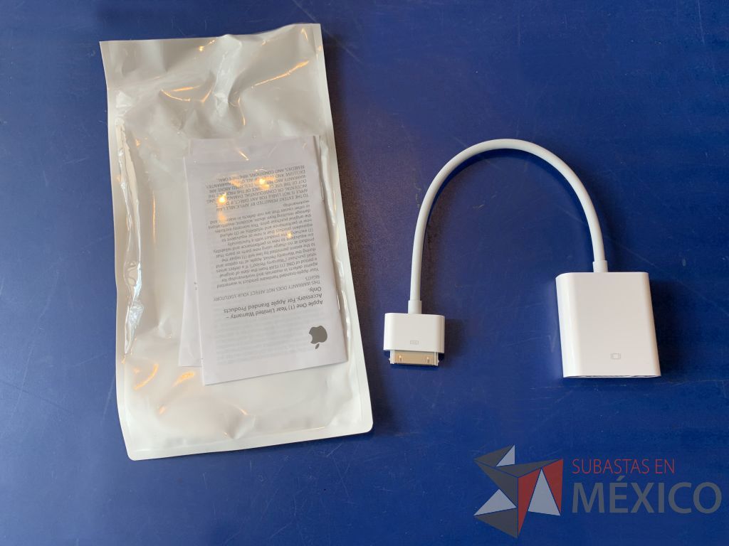 Lote 051 – 1 Cable AV/USB p/IPAD,2 adaptadores minidisplay a VGA original Apple,1 adaptador VGA a IPOD original Apple,1 adaptador VGA a HDMI,5 divisores VGA de 2 vias, 1 multiplexor Steren COM-315 - Imagen 16