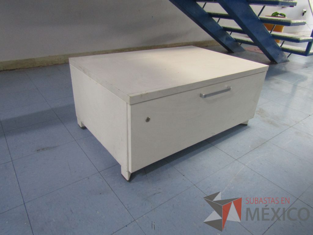 Lote 031 - 6 Gabinetes métalicos de 1 cajón color blanco - Imagen 5