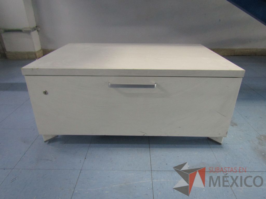 Lote 031 - 6 Gabinetes métalicos de 1 cajón color blanco - Imagen 9