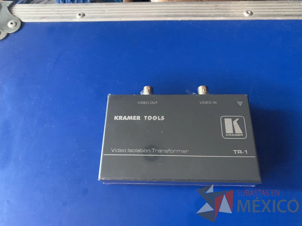 Lote 105 - Interruptor-selector HDMI marca Auvio, 1 Extension USB Marca Steren y 1 Quita home marca Kramer - Imagen 11
