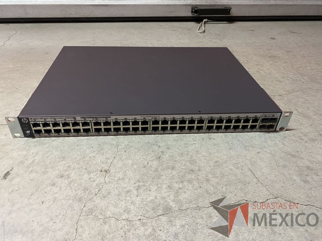 Lote 193 - SWITCH 48 P J9984A 1820-48G-PoE+ (370W) Switch