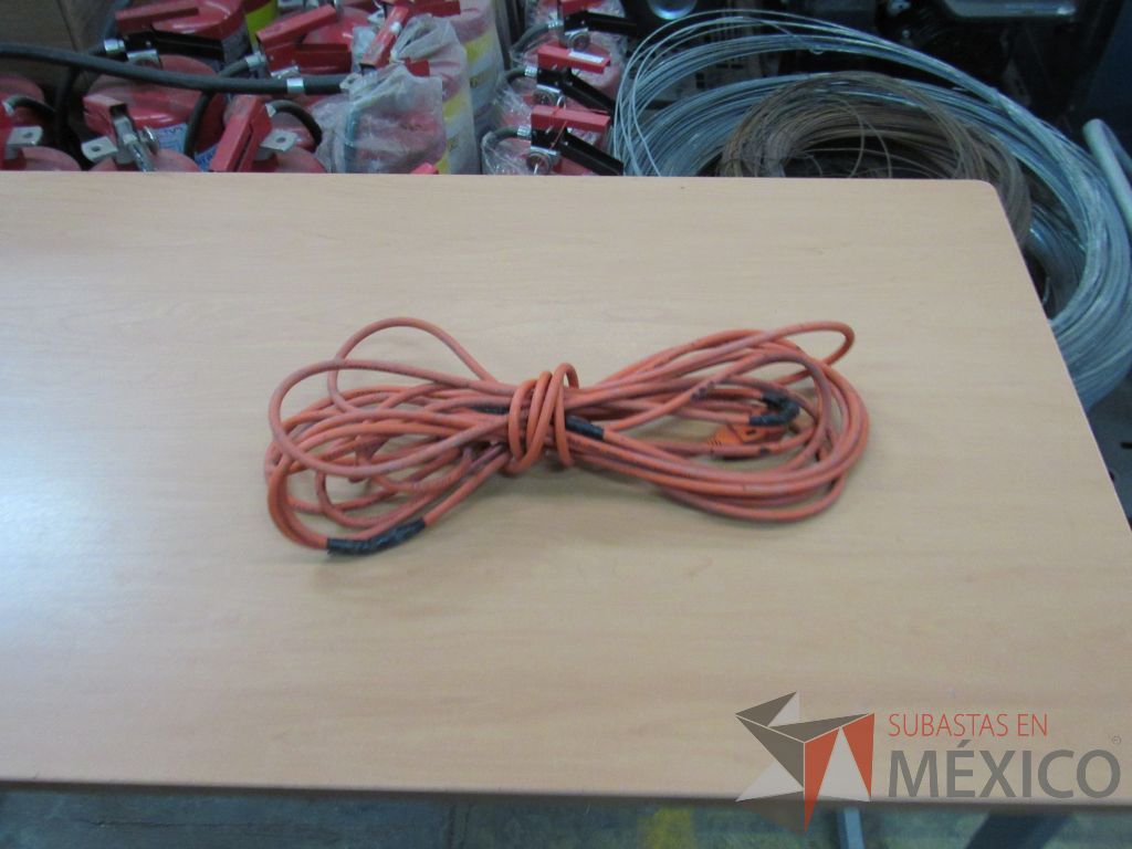 Lote 254 - 120 Cepillos de alambre (cardas trenzadas), 5 Extensiones eléctricas, 5 Pinzas ... - Imagen 5