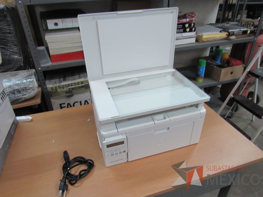 Lote 283 - Multifuncional HP MFP M130, 2 Bocinas, 2 Cafeteras... - Imagen 22