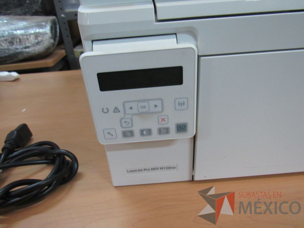 Lote 283 - Multifuncional HP MFP M130, 2 Bocinas, 2 Cafeteras... - Imagen 23