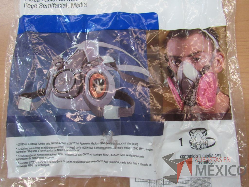 Lote 258 - 38 Mascarilla facial, 140 Conector Glandula, 50 Zapatas tipo burney, 84 Ducto de plastico ... - Imagen 4