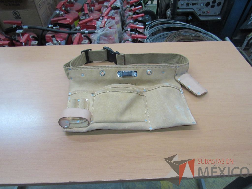 Lote 285 - 1 Porta herramientas, 100 Arillos metálico p/engargolar 1/2", 100 Arillos metálico p/engargolar 7/16"... - Imagen 10