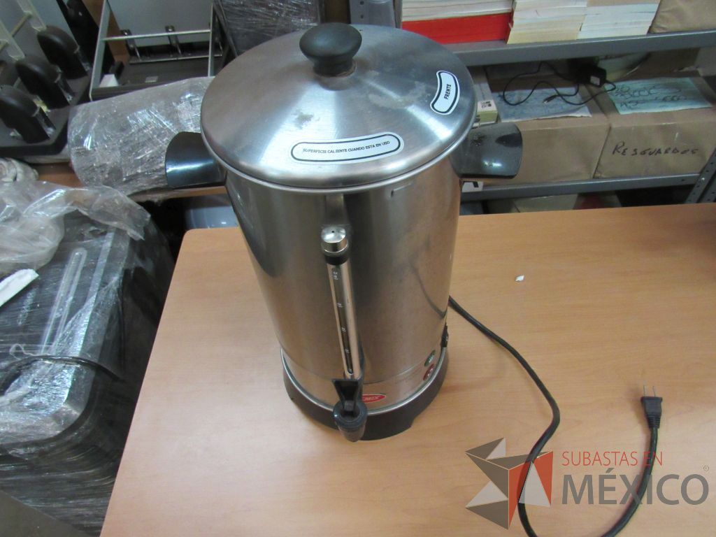 Lote 283 - Multifuncional HP MFP M130, 2 Bocinas, 2 Cafeteras... - Imagen 40
