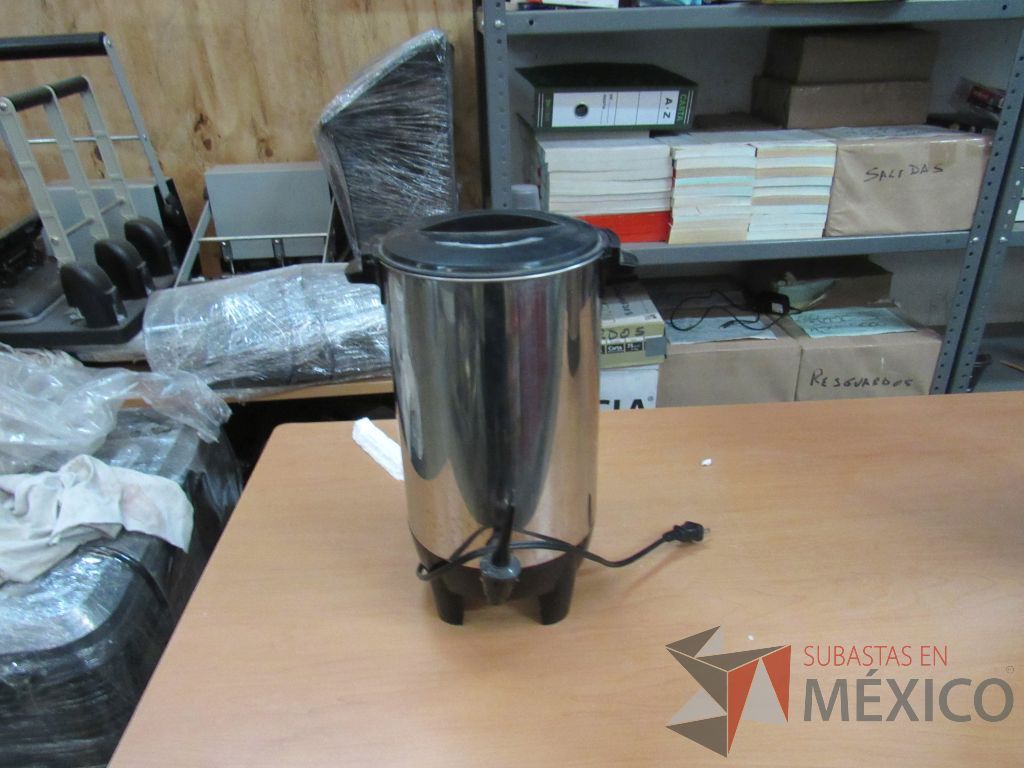 Lote 283 - Multifuncional HP MFP M130, 2 Bocinas, 2 Cafeteras... - Imagen 44