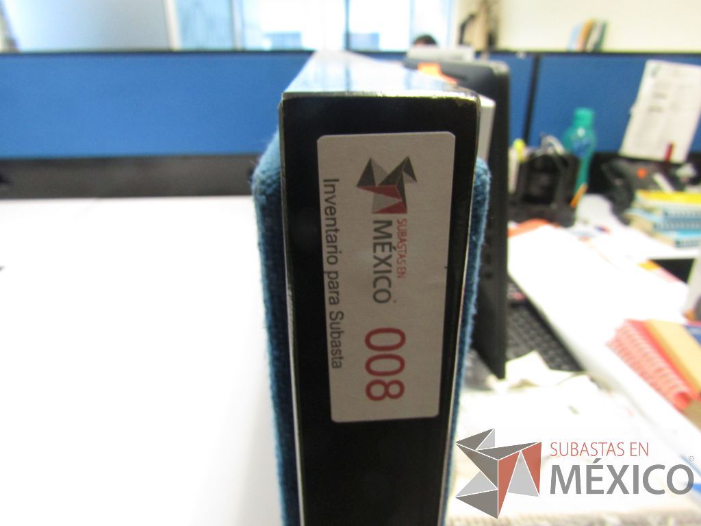 Lote 008 - Estación de trabajo para 4 personas con 4 archiveros de 2 cajones - Imagen 11