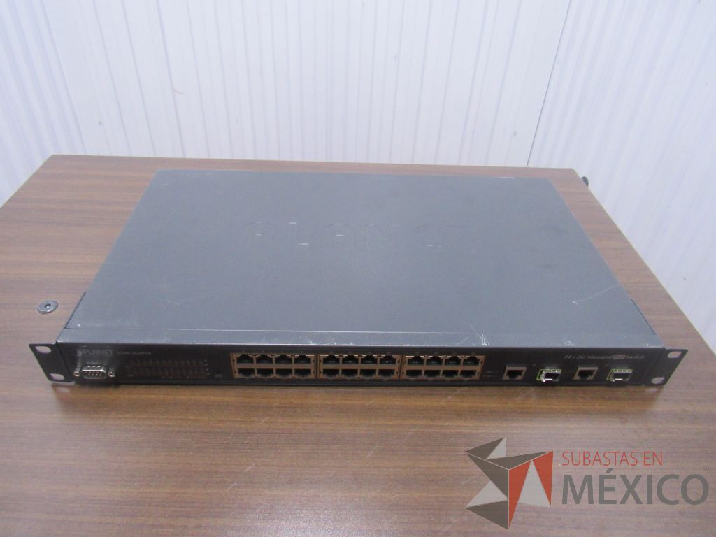 Lote 037 - Switch Planet de 24 puertos 10/100 Mbps + 2 Gigabit TP/SFP - Layer 2 Managed Switch, Modelo FGSW2620PVM