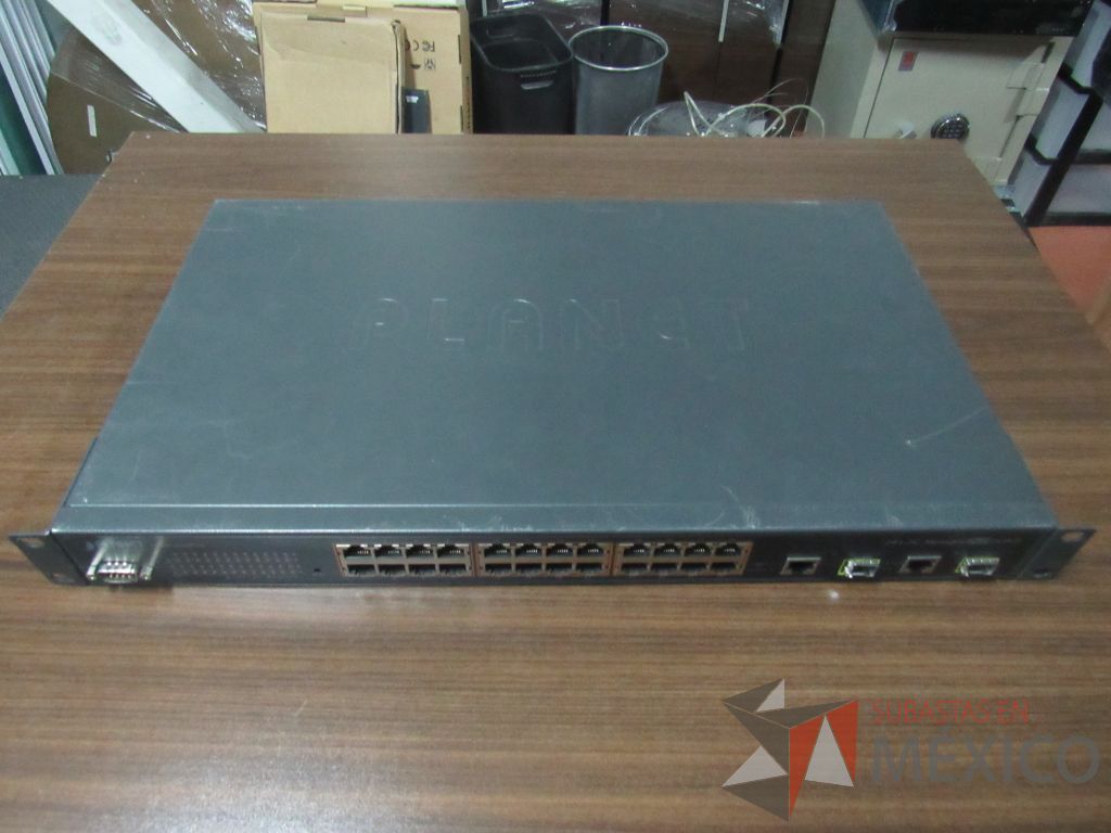 Lote 037 - Switch Planet de 24 puertos 10/100 Mbps + 2 Gigabit TP/SFP - Layer 2 Managed Switch, Modelo FGSW2620PVM - Imagen 7