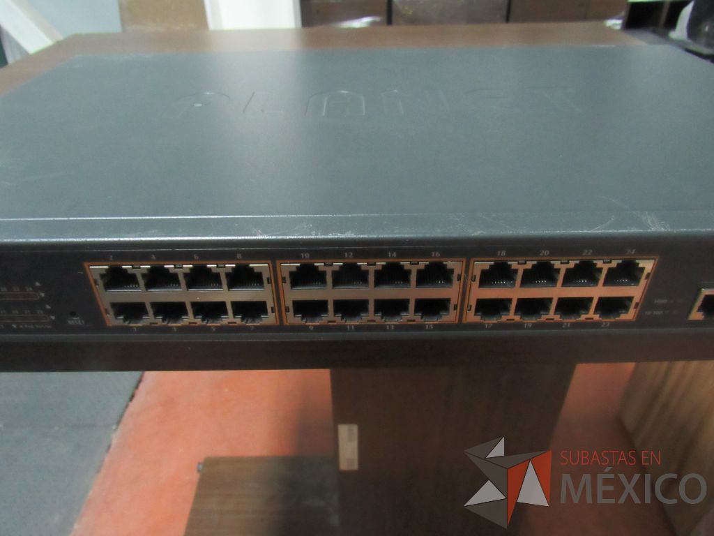 Lote 037 - Switch Planet de 24 puertos 10/100 Mbps + 2 Gigabit TP/SFP - Layer 2 Managed Switch, Modelo FGSW2620PVM - Imagen 10