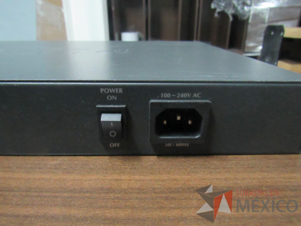 Lote 037 - Switch Planet de 24 puertos 10/100 Mbps + 2 Gigabit TP/SFP - Layer 2 Managed Switch, Modelo FGSW2620PVM - Imagen 19