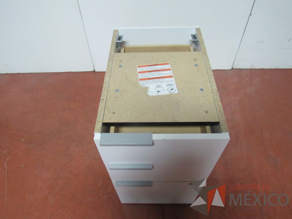 Lote 029 - 12 Archiveros de pedestal de 3 cajones y 12 Cubiertas color blanco - Imagen 8