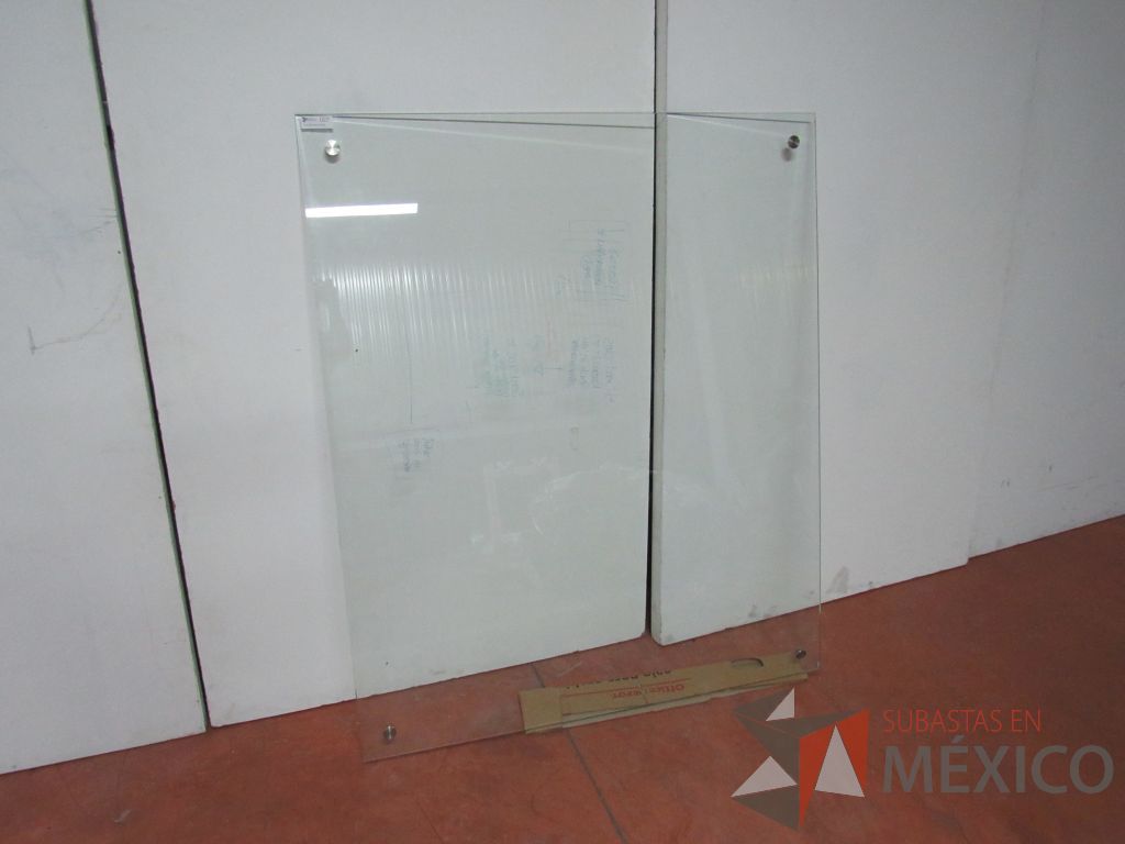 Lote 068 - Pizarrón de vidrio - Imagen 10
