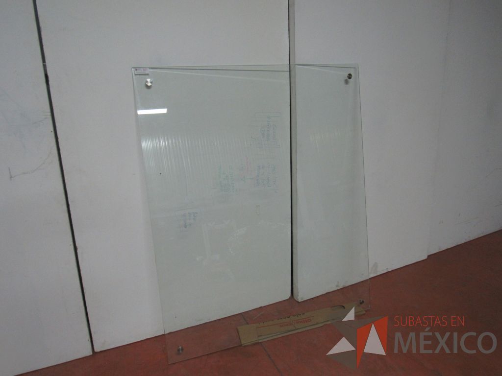 Lote 068 - Pizarrón de vidrio - Imagen 12