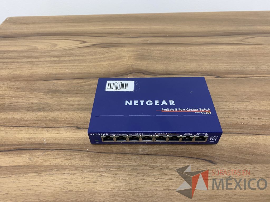 Lote 057 - Switch NetGear GS108 - Imagen 6