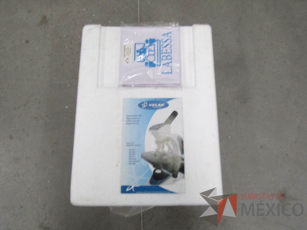 Lote 032 - Microscopio VELAB, Modelo VE-M6 - Imagen 5