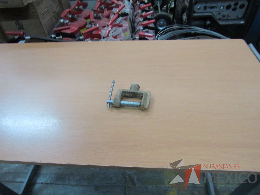 Lote 050 - 1664 herramientas de materiales y accesorios para construcción - Imagen 287