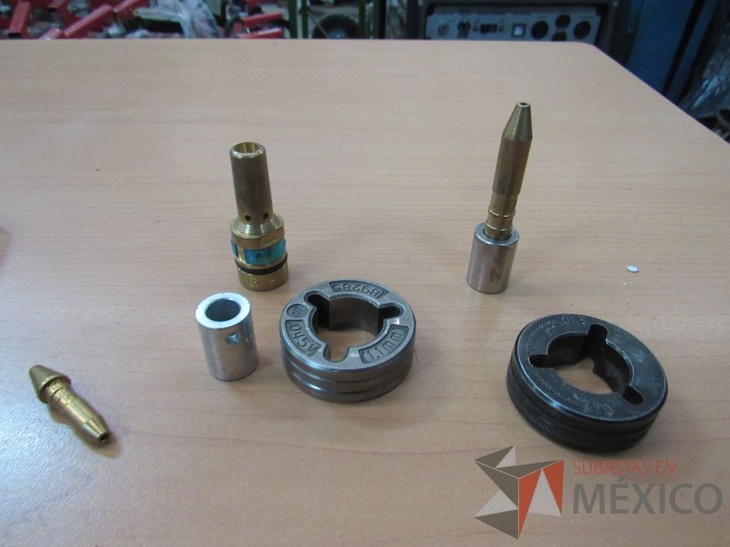 Lote 050 - 1664 herramientas de materiales y accesorios para construcción - Imagen 147