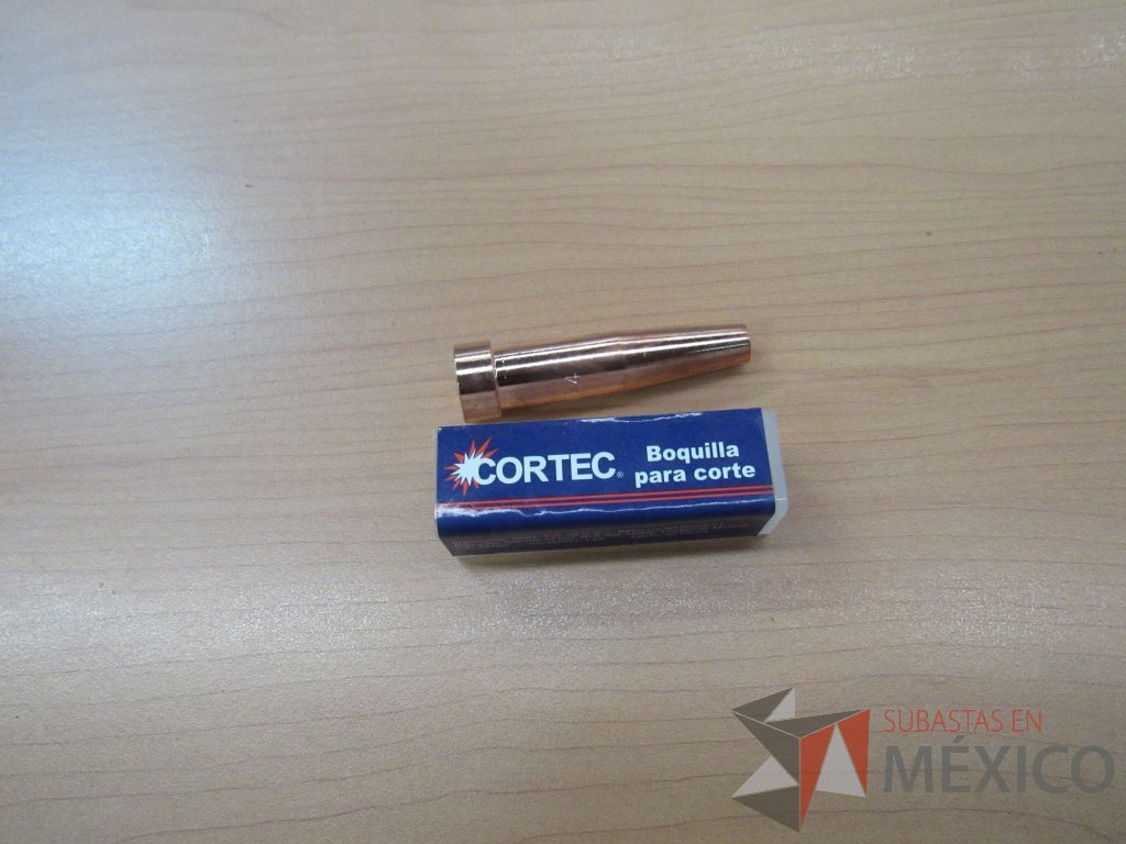 Lote 050 - 1664 herramientas de materiales y accesorios para construcción - Imagen 350