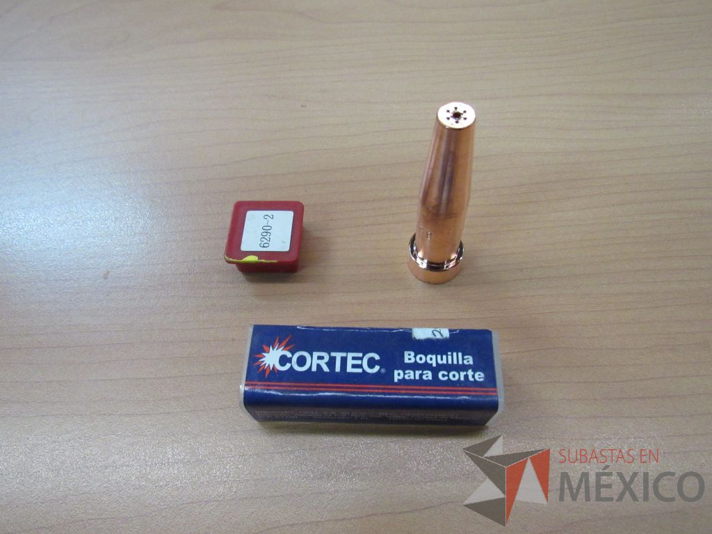 Lote 050 - 1664 herramientas de materiales y accesorios para construcción - Imagen 360