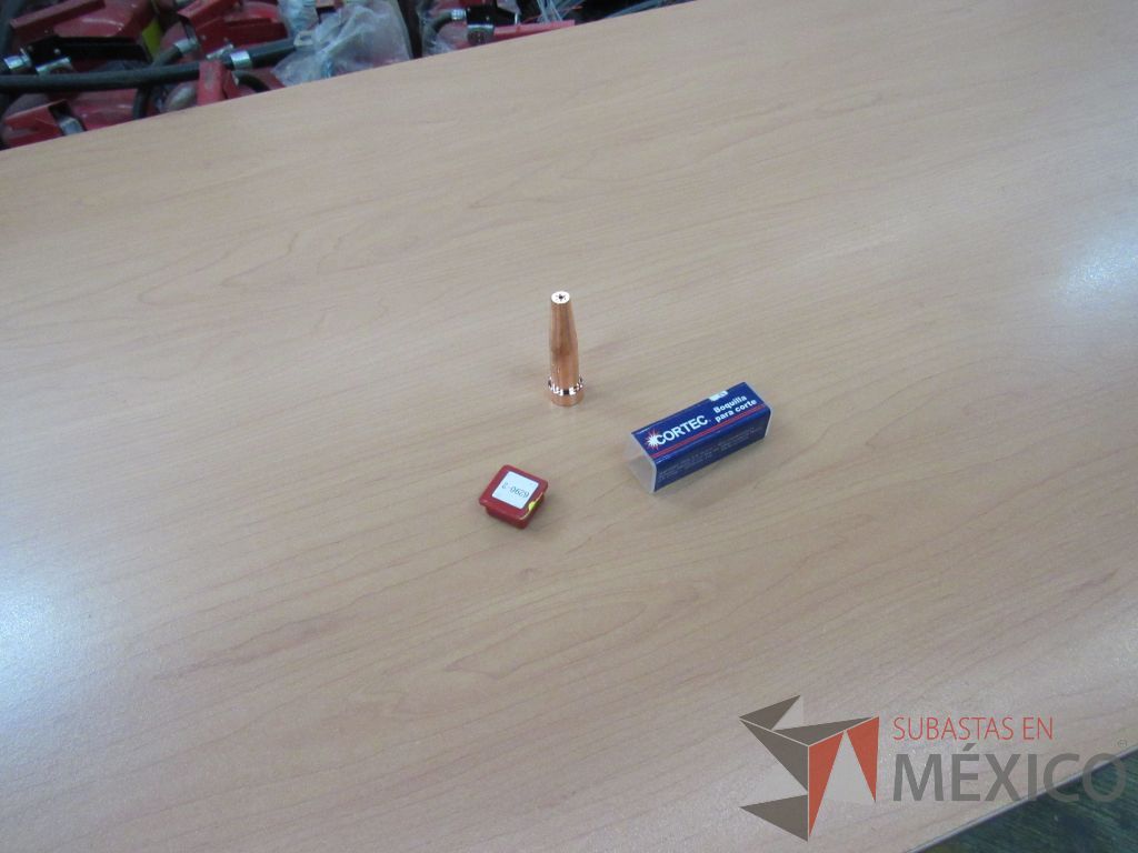 Lote 050 - 1664 herramientas de materiales y accesorios para construcción - Imagen 364