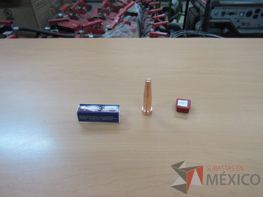 Lote 050 - 1664 herramientas de materiales y accesorios para construcción - Imagen 340