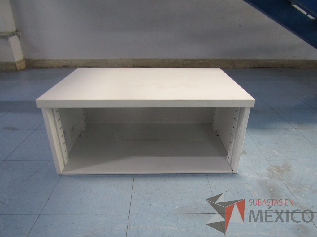 Lote 048 - 5 Gabinetes metálico con 1 espacio color blanco - Imagen 8
