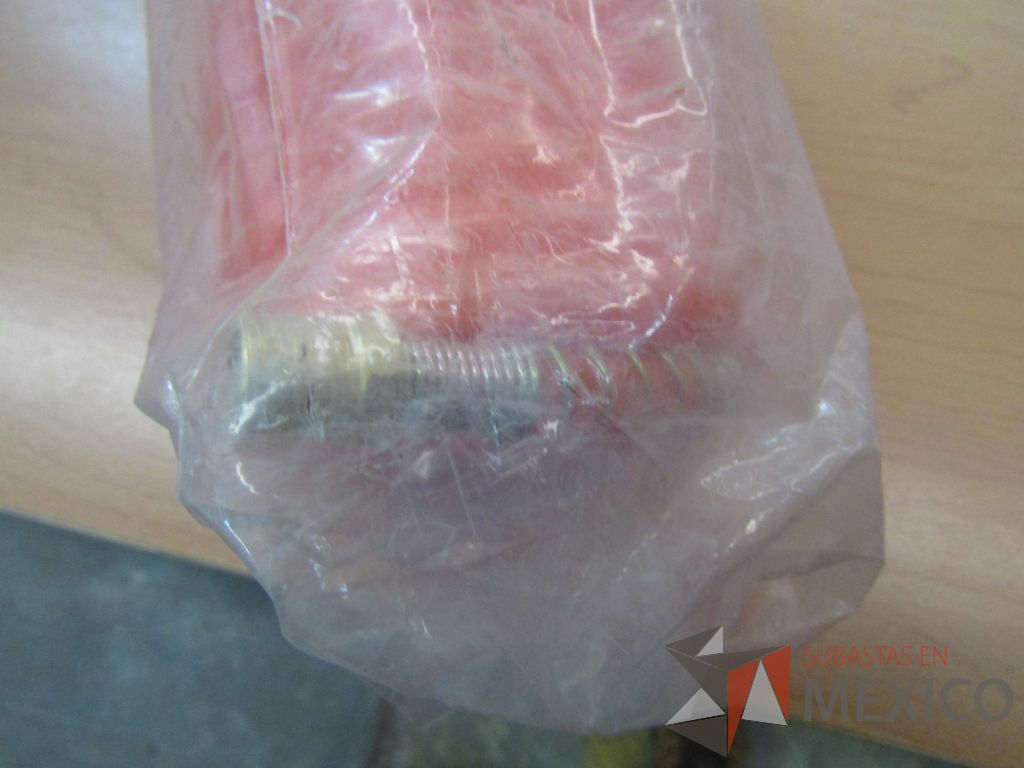 Lote 085 - 12 Detectores de humo, 5 Baston de seguridad, 2 Cargador universal de pilas ... - Imagen 13