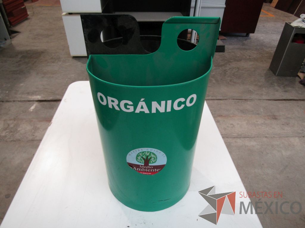 Lote 078 - 50 Botes de basura metálicos color verde - Imagen 2