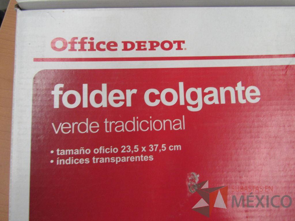 Lote 098 - Sujetadores, protectores y paquetes de sujeta documentos - Imagen 32