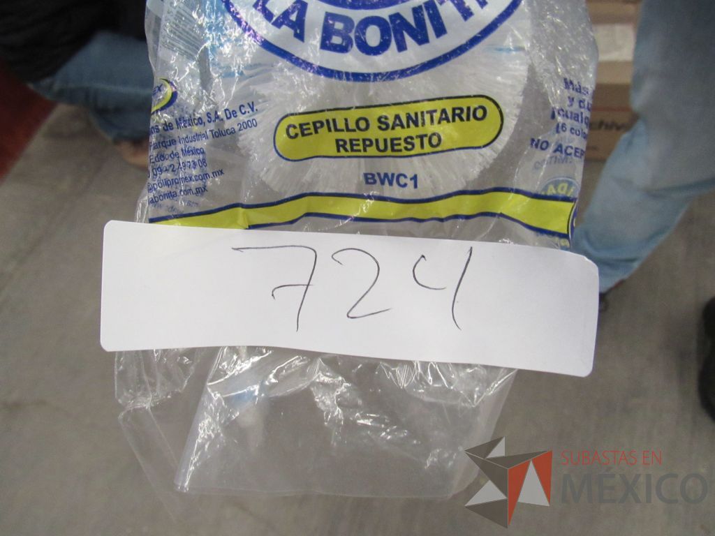 Lote 089 - Recogedores, persianas, jaladores y cepillos - Imagen 33
