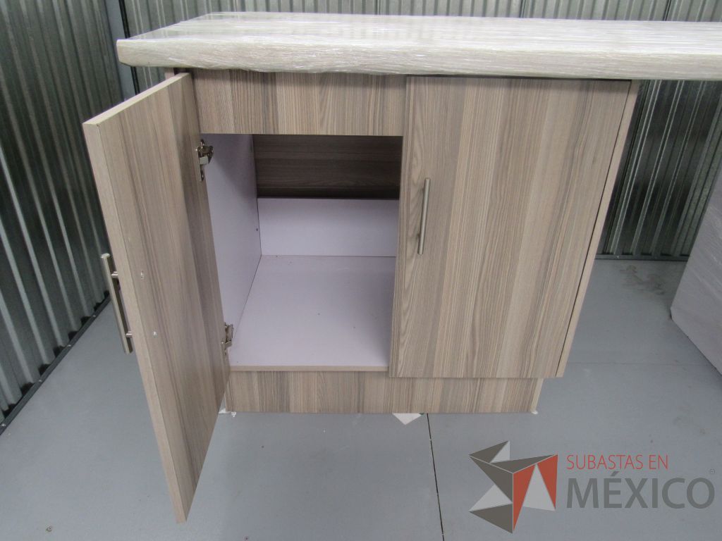Lote 029 -Barra tipo madera con gabinete de dos puertas y gabinete de una puerta con un cajón - Imagen 6