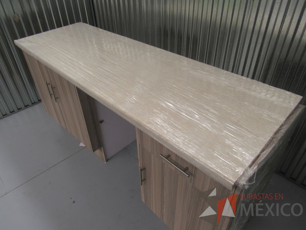Lote 029 -Barra tipo madera con gabinete de dos puertas y gabinete de una puerta con un cajón - Imagen 8