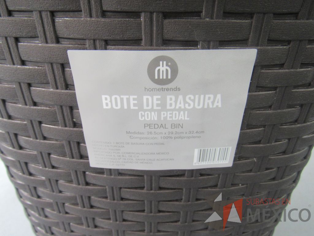Lote 036 -2 Botes de basura de plástico en color cafe con tapa y pedal, Hometrends - Imagen 5