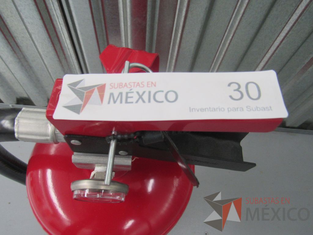 Lote 045 -L 3 Extintores de 4.5 kg de capacidad y 1 de 2kg de capacidad - Imagen 4