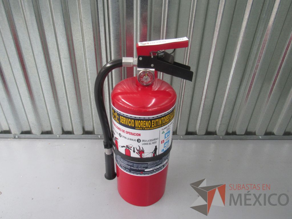 Lote 045 -L 3 Extintores de 4.5 kg de capacidad y 1 de 2kg de capacidad - Imagen 5