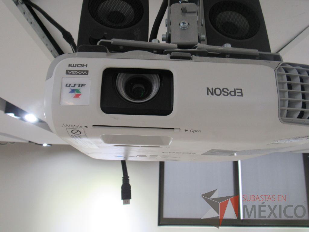 Lote 477 - Proyector Epson Powerlite 955 - Imagen 8